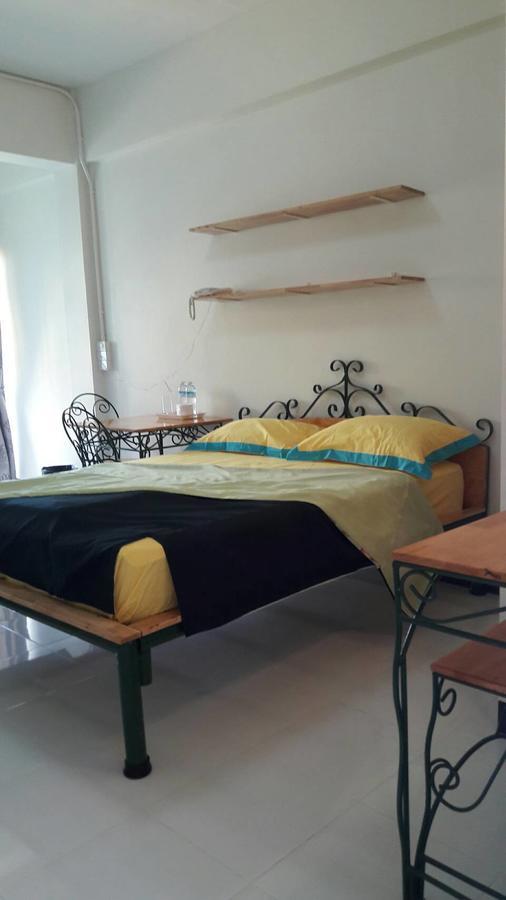 Baankhunmae Apartment Bangkok Ngoại thất bức ảnh
